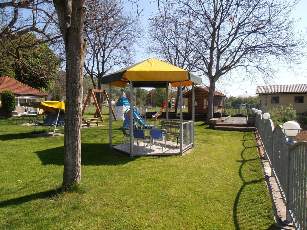 Ferienanlage Seehof Krumpendorf Екстер'єр фото