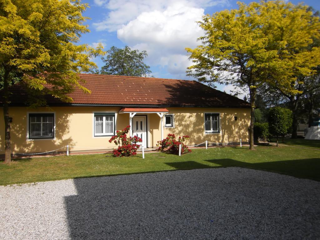 Ferienanlage Seehof Krumpendorf Екстер'єр фото