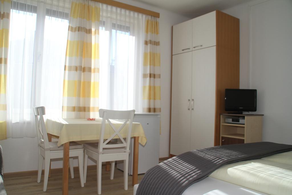 Ferienanlage Seehof Krumpendorf Екстер'єр фото